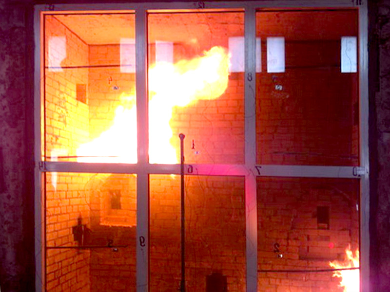Пластиковые окна  огнестойкие в офисе 